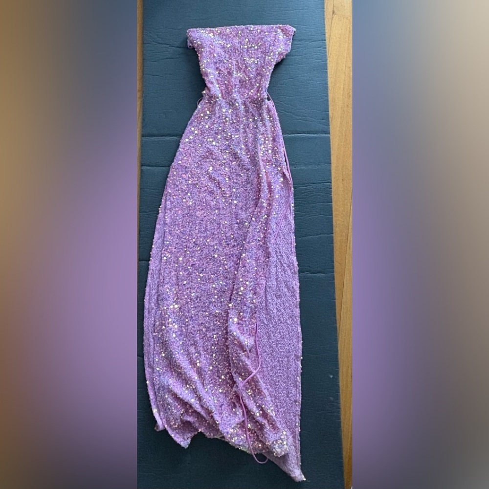 Lucy InnThe Sky Pink Sequin Dress. Strapless, side slits.